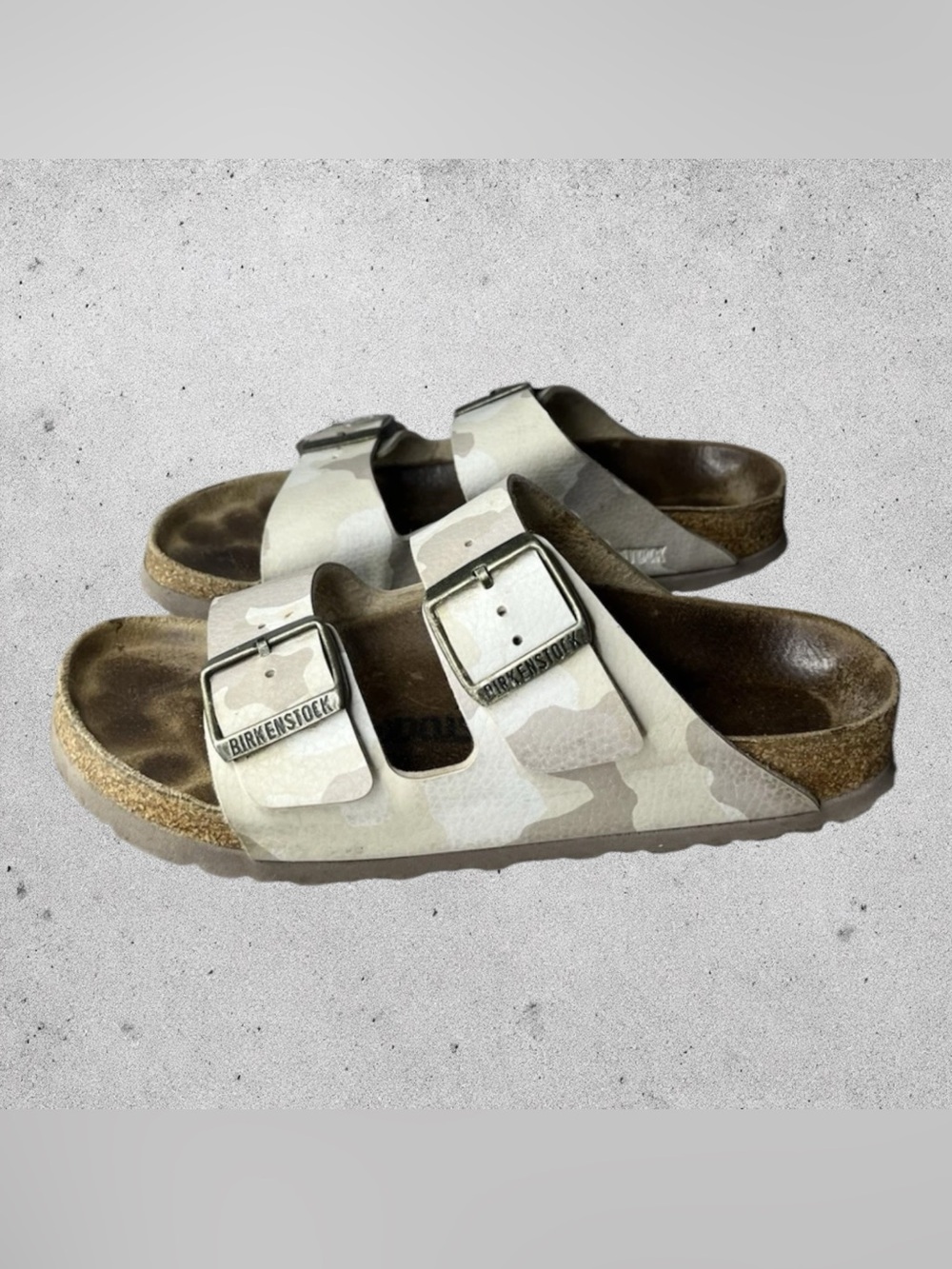 Arizona Camo Sandal in Desert Sand Birkenstocks - Sz 6 / 37